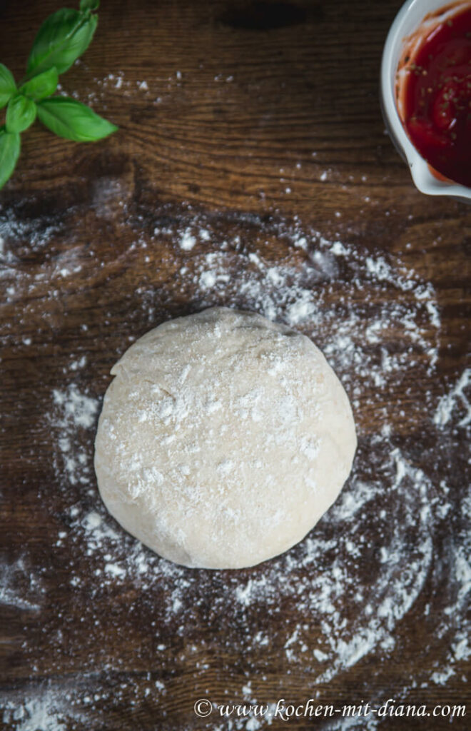 Grundrezept: Pizzateig - Kochen mit Diana